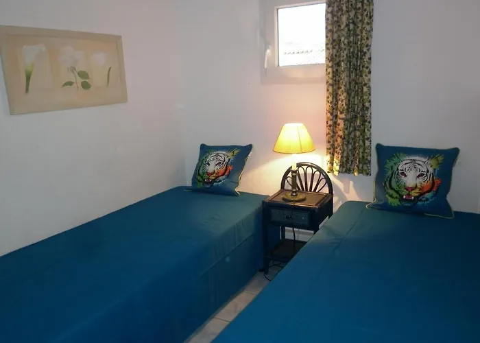 Climatisée 3 Pièces 100 M Cap D'agde *