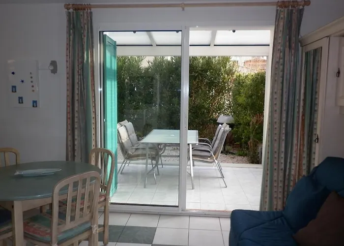 Climatisée 3 Pièces 100 M Cap D'agde * Agde